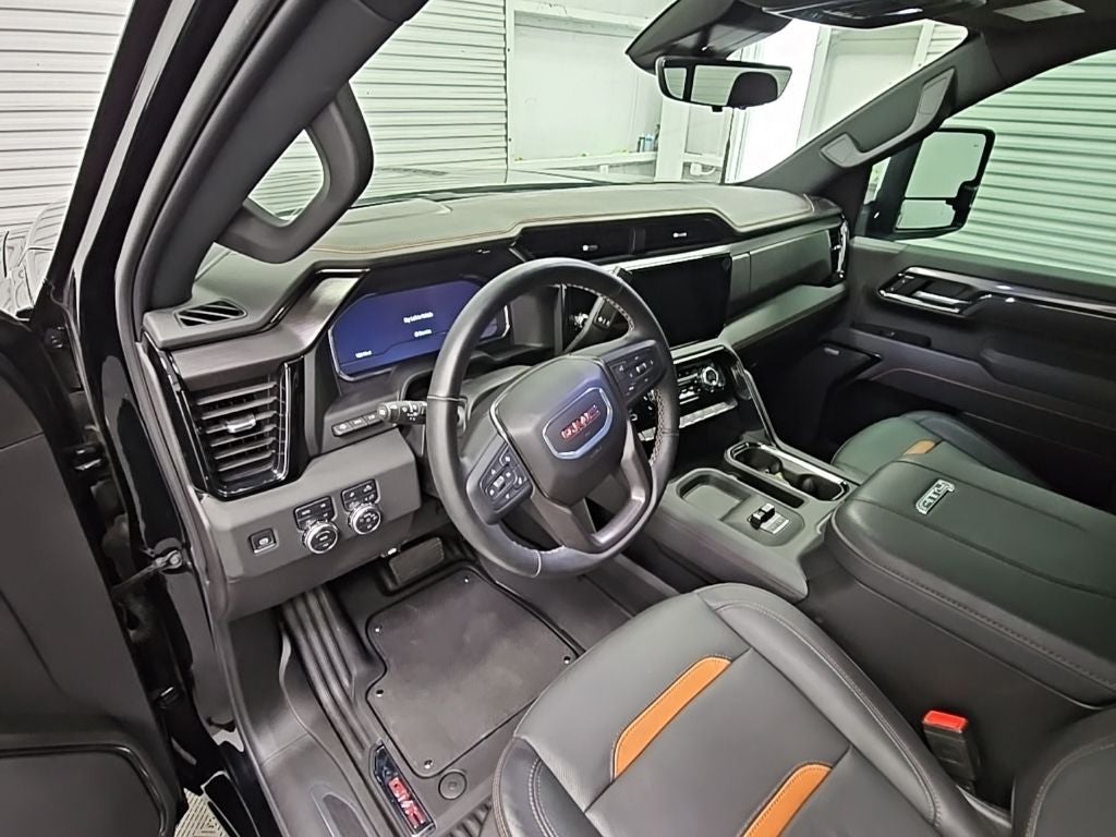 2025 GMC Sierra 2500HD AT4
