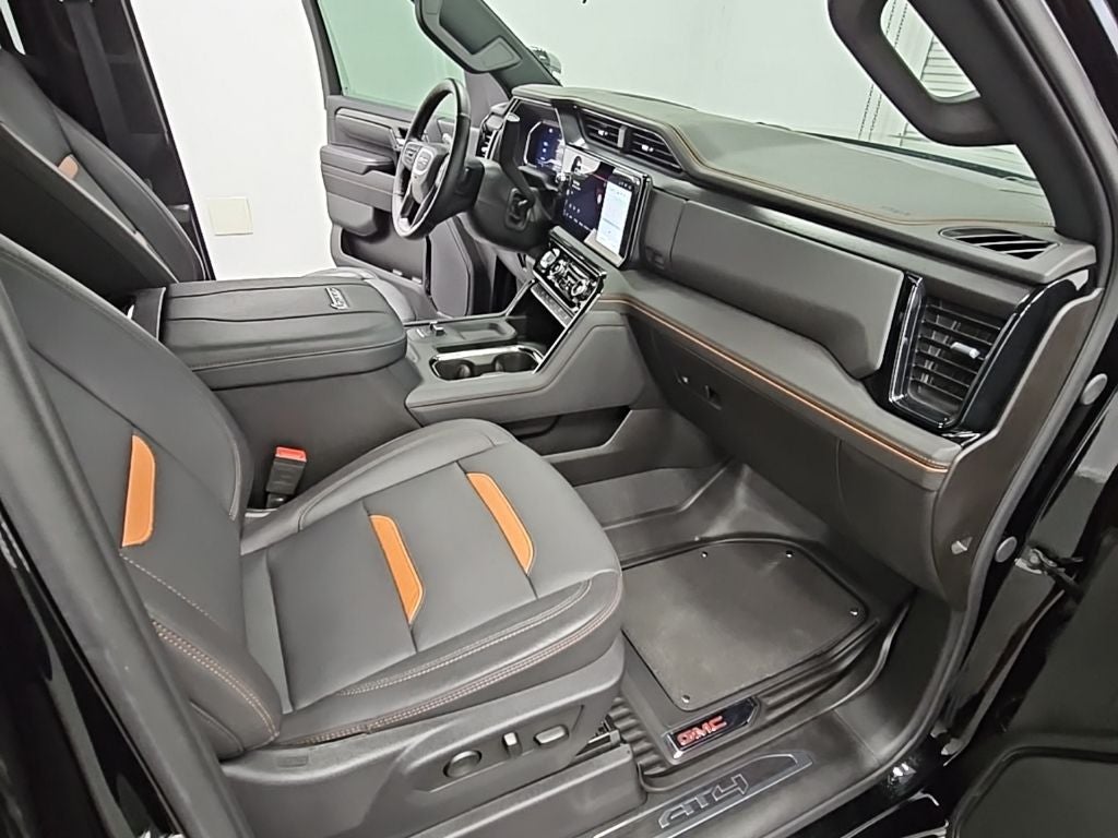 2025 GMC Sierra 2500HD AT4
