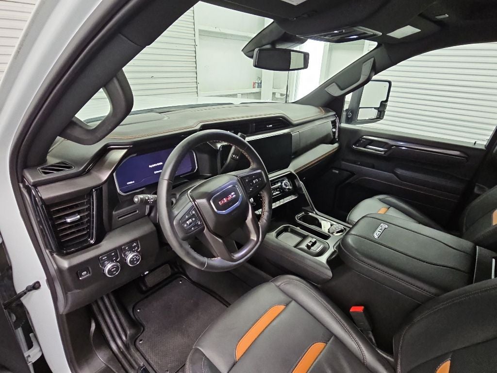 2025 GMC Sierra 2500HD AT4