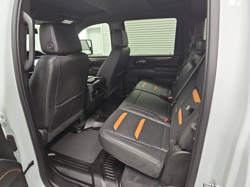 2025 GMC Sierra 2500HD AT4