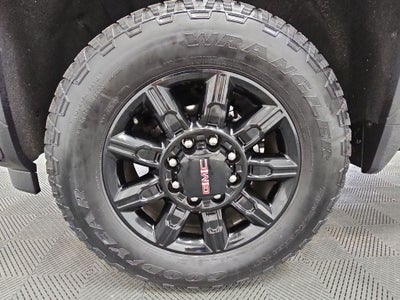 2025 GMC Sierra 2500HD AT4