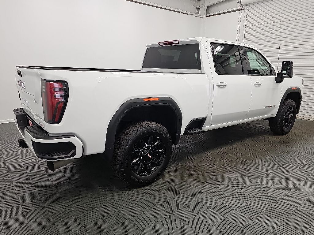 2025 GMC Sierra 2500HD AT4