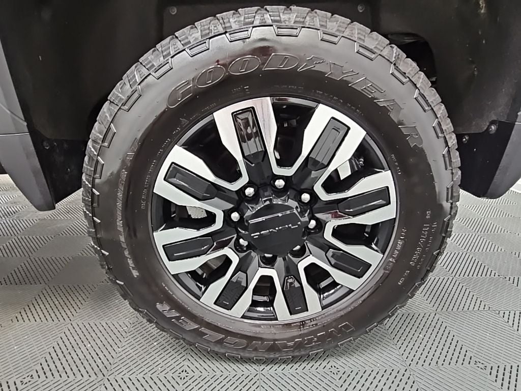 2025 GMC Sierra 2500HD Denali Ultimate