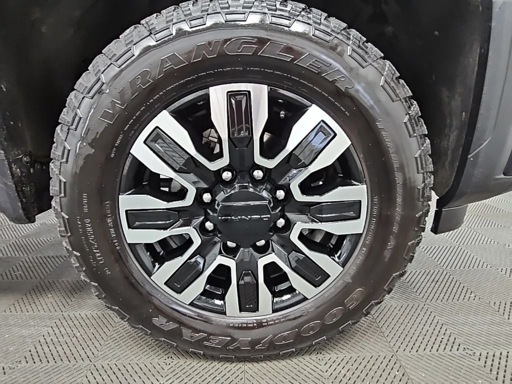 2025 GMC Sierra 2500HD Denali Ultimate