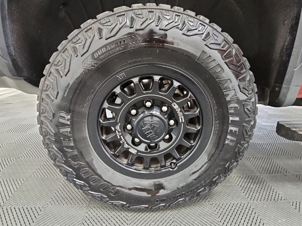 2025 GMC Sierra 2500HD AT4X AEV PACKAGE