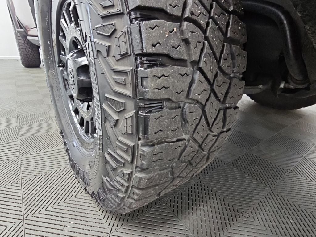 2025 GMC Sierra 2500HD AT4X AEV PACKAGE