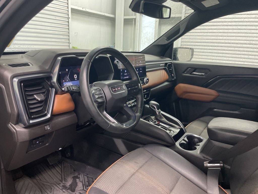 2023 GMC Canyon AT4