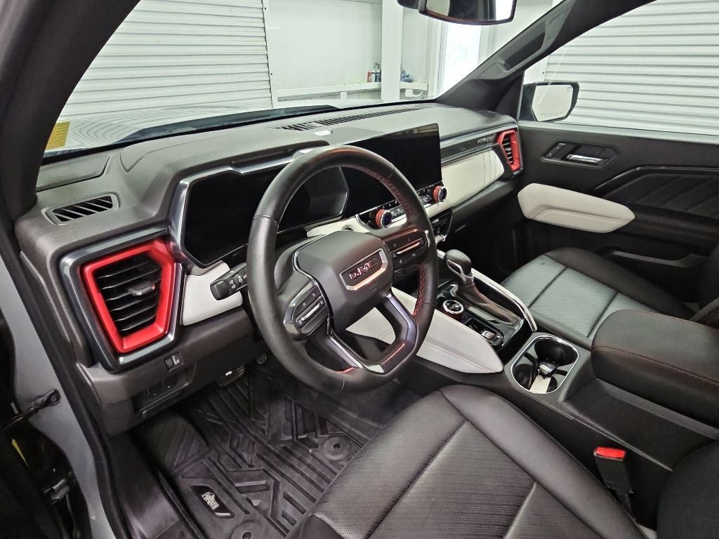 2024 GMC Canyon AT4X