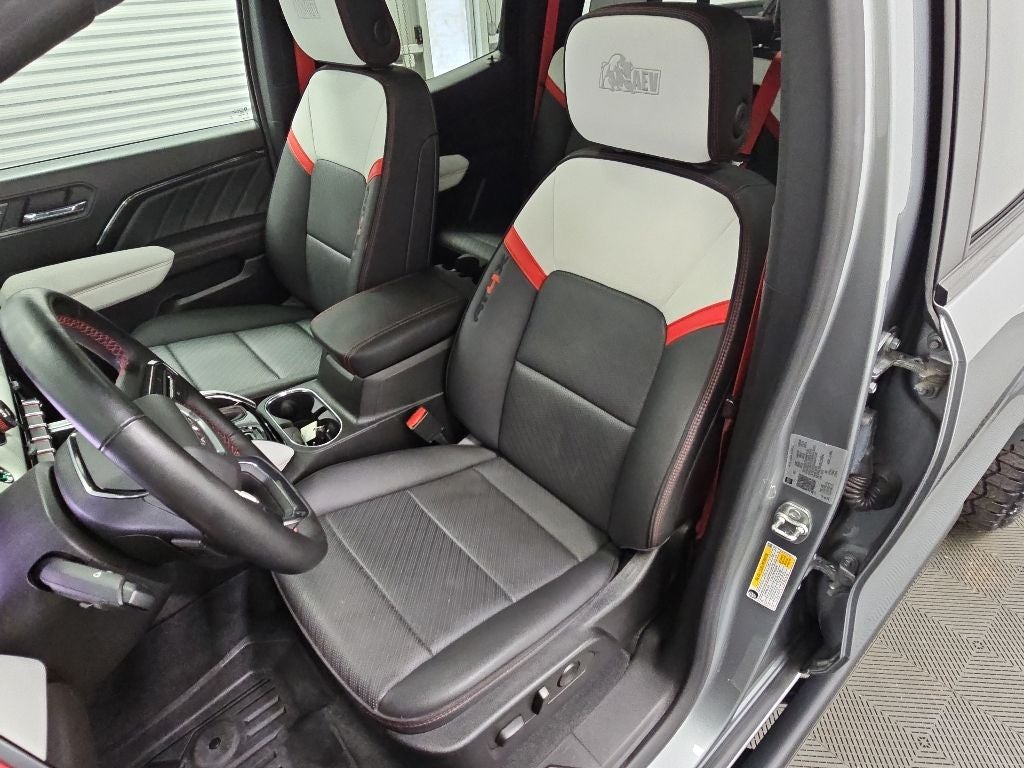 2024 GMC Canyon AT4X