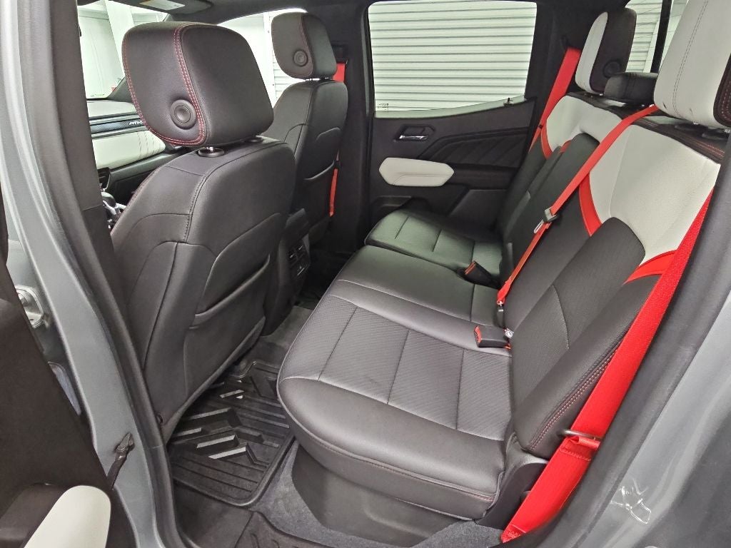 2024 GMC Canyon AT4X