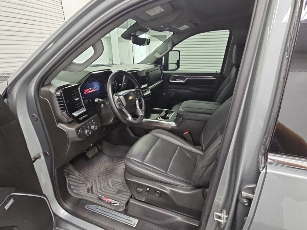 2025 Chevrolet Silverado 2500HD LTZ