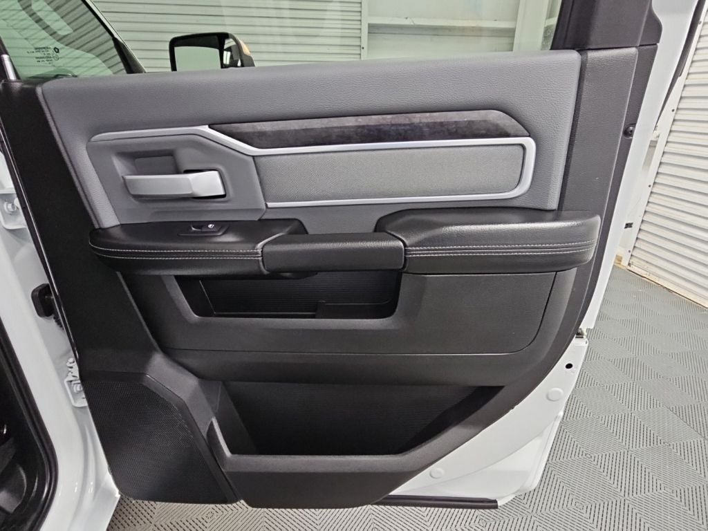 2022 RAM 2500 Big Horn Crew Cab