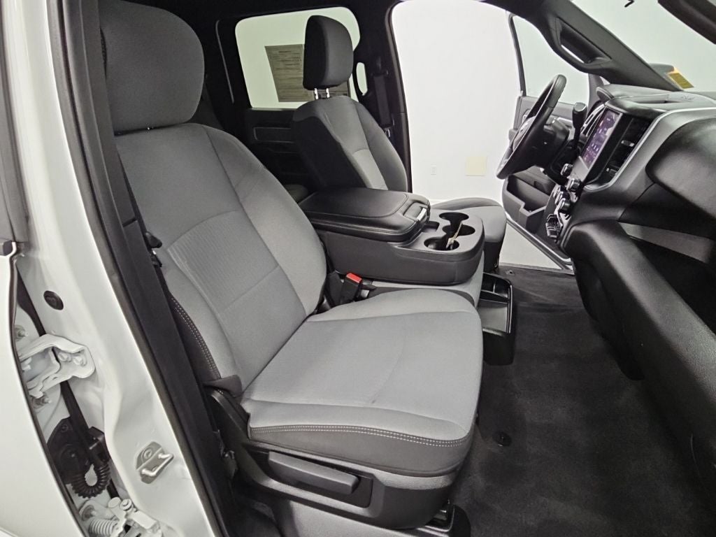 2022 RAM 2500 Big Horn Crew Cab