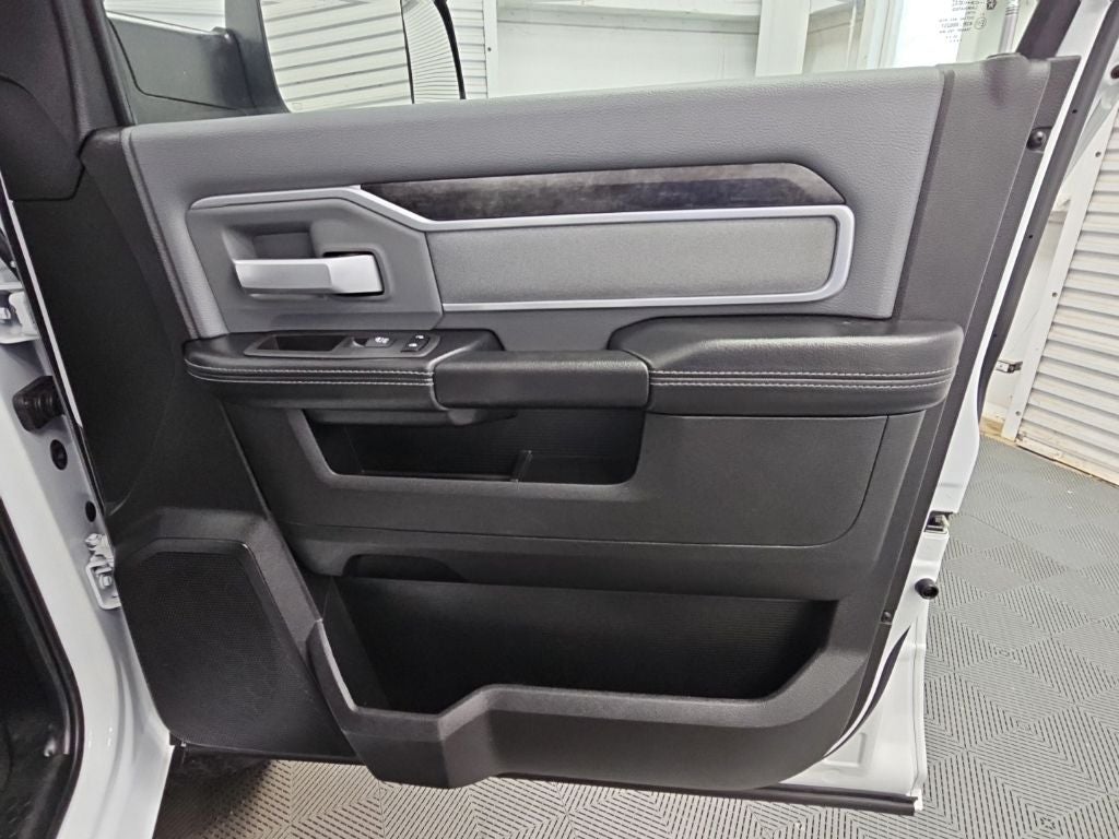 2022 RAM 2500 Big Horn Crew Cab
