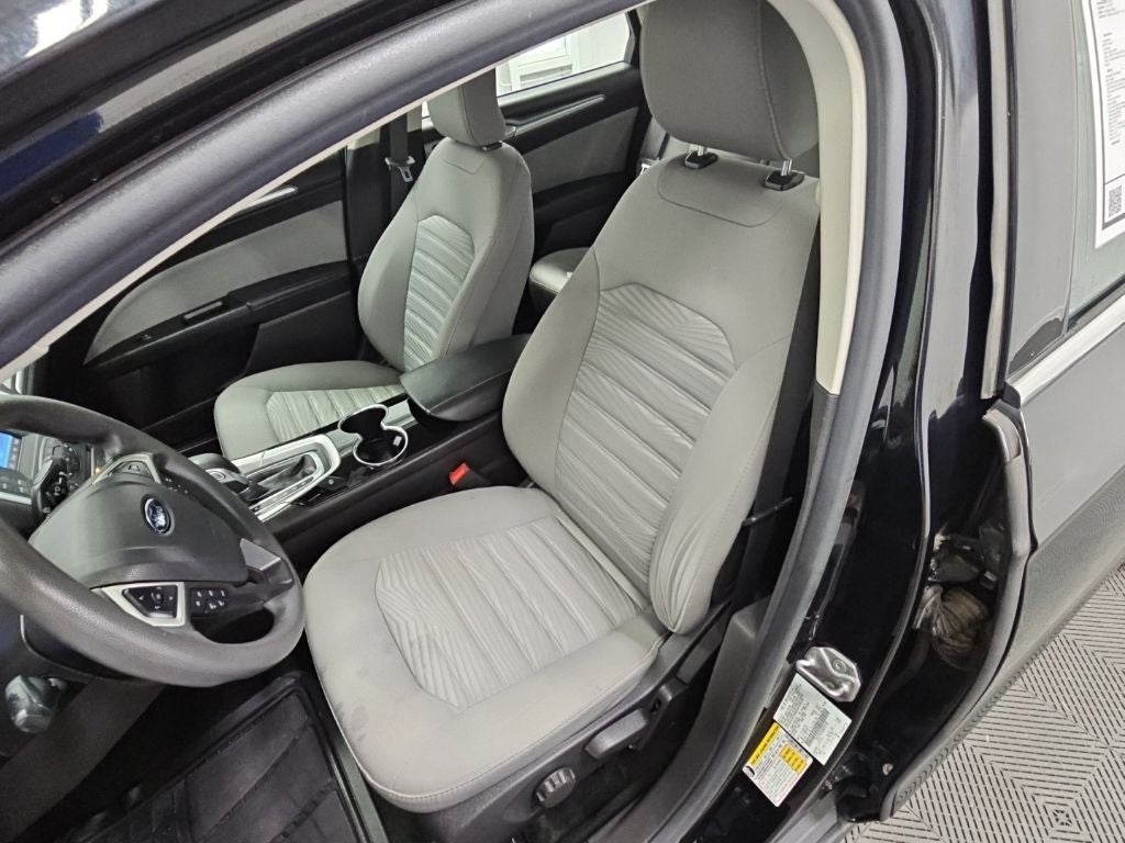2016 Ford Fusion S