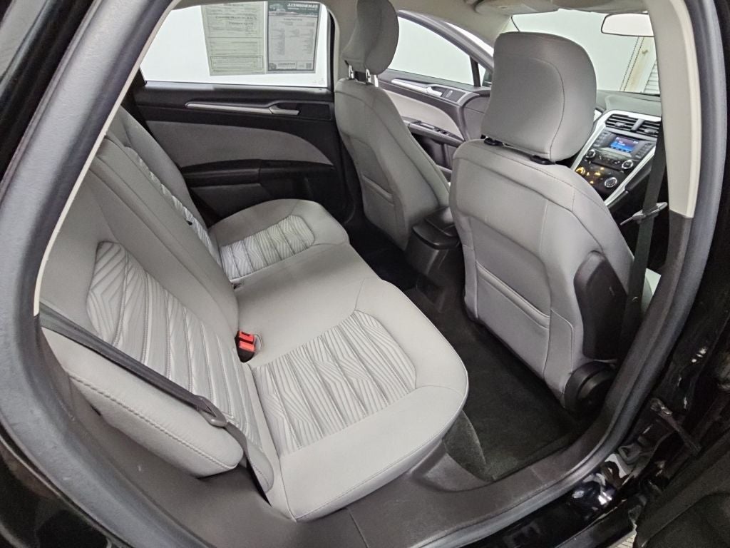 2016 Ford Fusion S