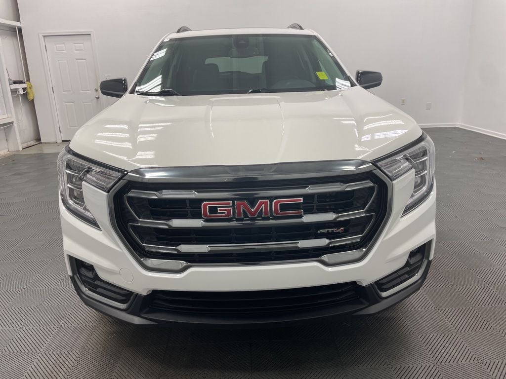 2022 GMC Terrain AT4