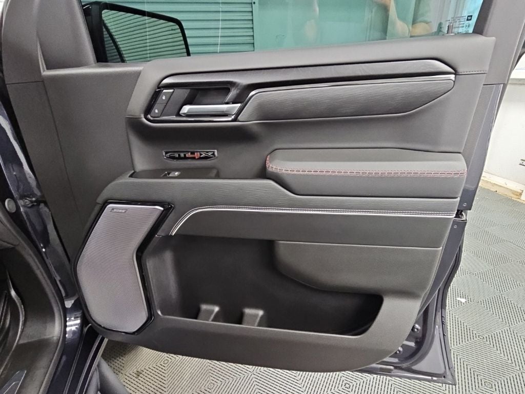 2025 GMC Sierra 1500 AT4X
