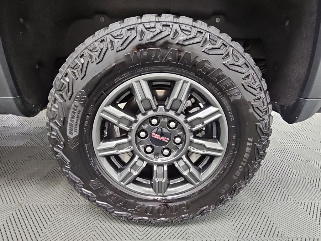 2025 GMC Sierra 1500 AT4X