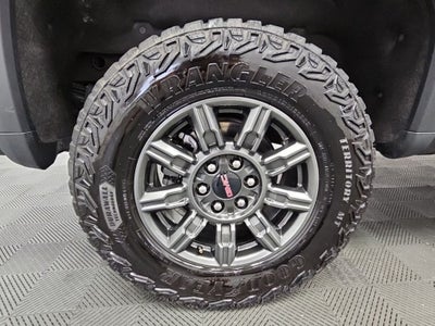 2025 GMC Sierra 1500 AT4X