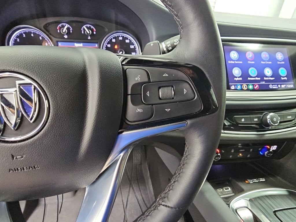 2024 Buick Enclave Essence