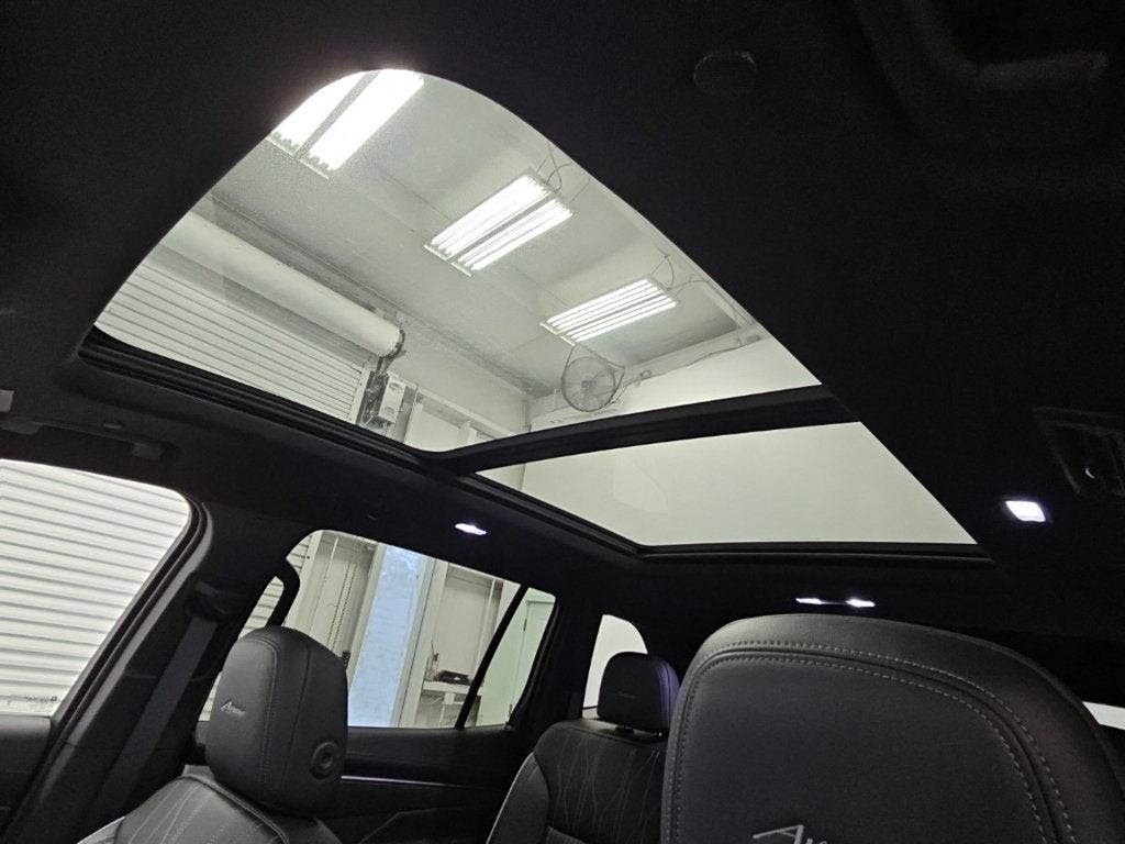 2025 Buick Enclave Avenir
