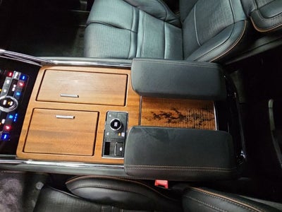 2022 Lincoln Navigator Black Label