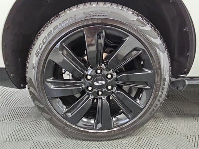 2022 Lincoln Navigator Black Label
