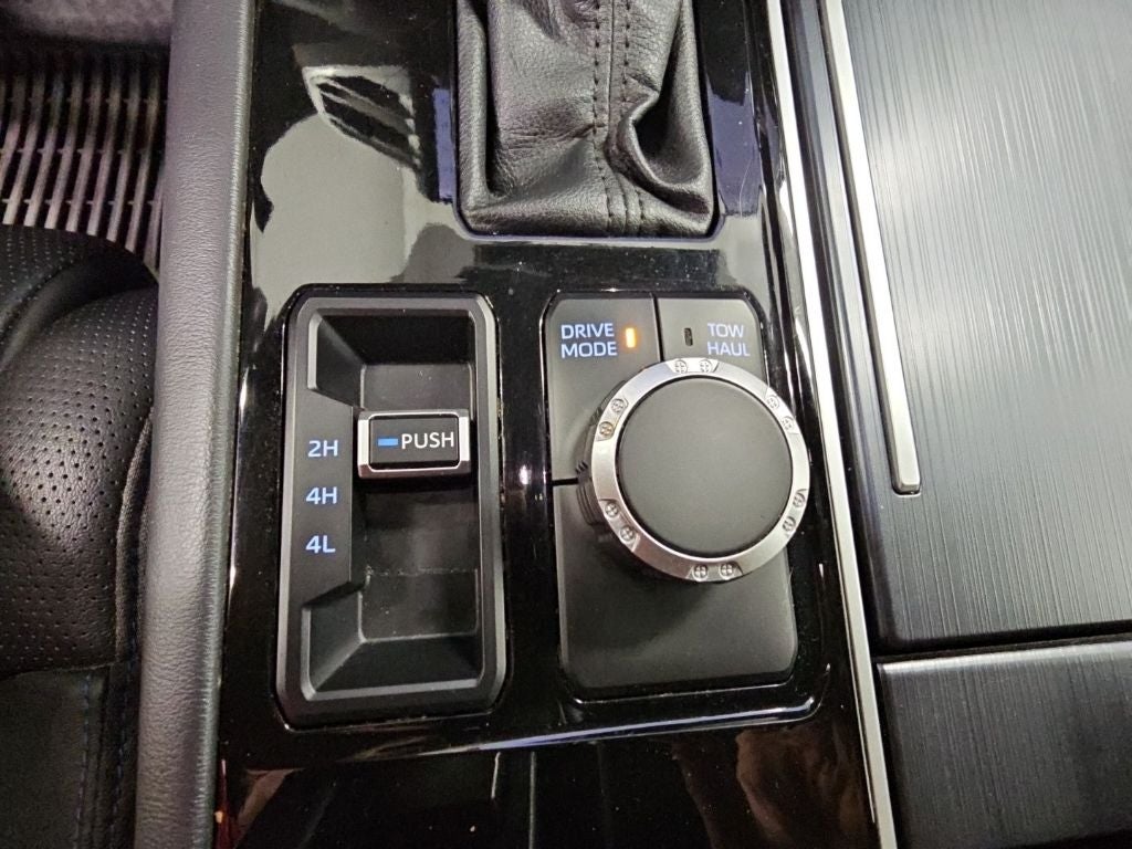 2023 Toyota Tundra Hybrid Platinum