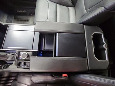 2023 Toyota Tundra Hybrid Platinum