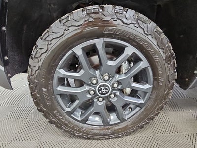 2023 Toyota Tundra Hybrid Platinum
