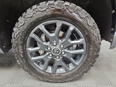 2023 Toyota Tundra Hybrid Platinum