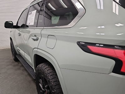 2023 Toyota Sequoia SR5